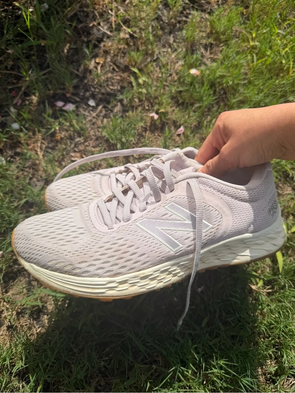 New Balance Women's Light Gray Athletic Running Shoes